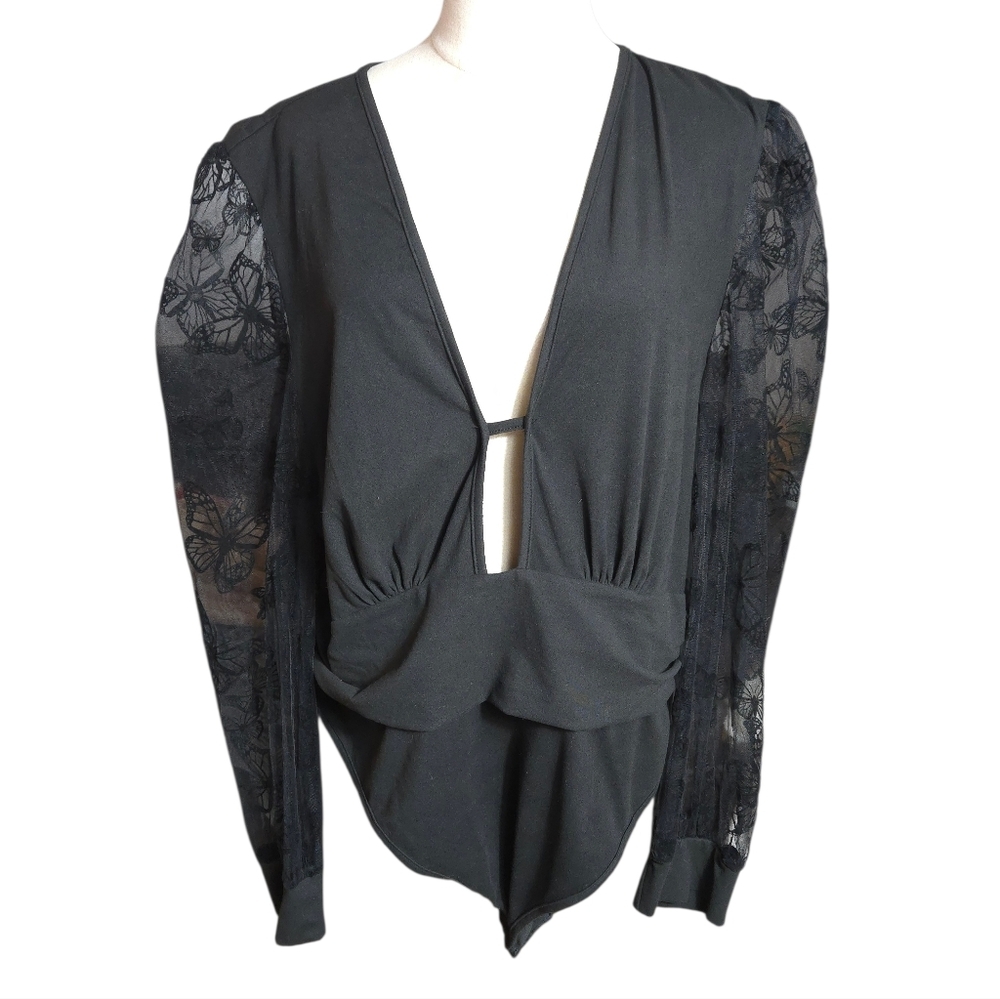 SHEIN Curve Black Low Cut Lace Sleeve Butterfly Bodysuit Plus Size